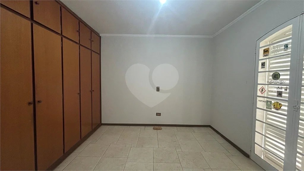 Venda Casa com 4 Dormitórios no Parque Santa Cecília