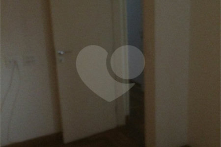 Apto com 99m 3 dorm 1 suite 2 banheiros com 1 vaga de garagem