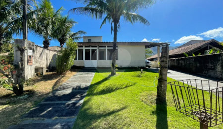 Casa à venda com 2 quartos, sendo 1 suíte, em Morada da Praia, Bertioga, SP