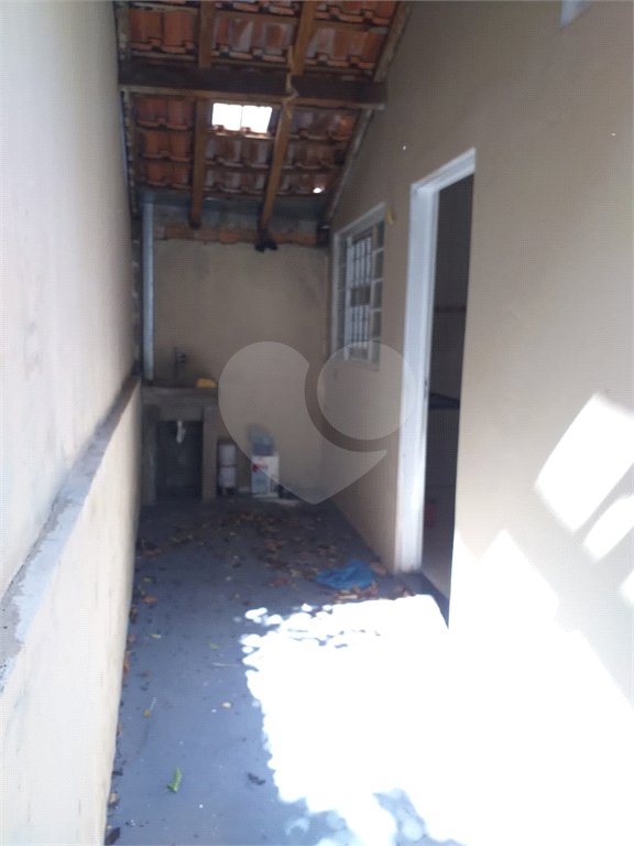 Casa térrea para venda, na cidade de Araraquara/SP.