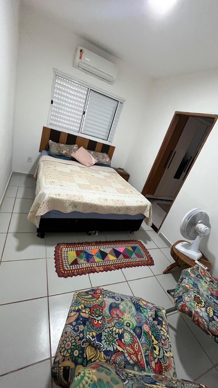 Casa à venda com 3 quartos, sendo 1 suíte,  no condomínio Eco Ville 4, Três Lagoas - MS