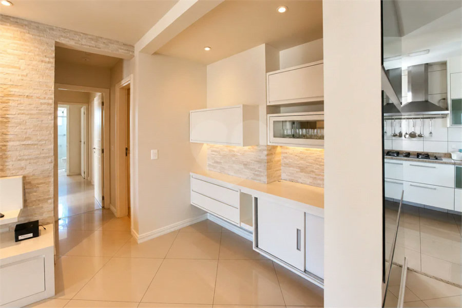 Vila Olímpia - | 128 m² | 3 Suítes | 4 Vagas - Condomínio Clube