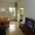 Apartamento mobiliado na Bela Vista de 36m² com 1 vaga de garagem.