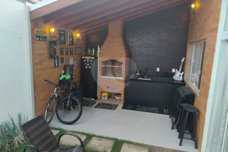 Casa à venda com 3 quartos, sendo 1 suíte, no condomínio Residencial Perola D´ Italia, Itupeva - SP