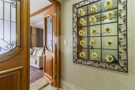 Apartamento para venda no Alto da Moóca, com 178 m², 3 suítes, 3 vagas.