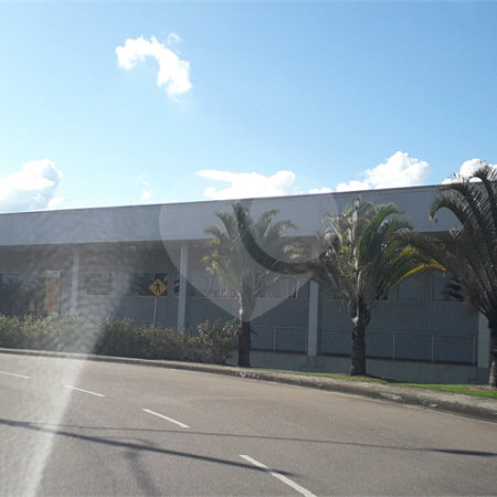 Prédio para alugar em Vila Salles, Atibaia, SP