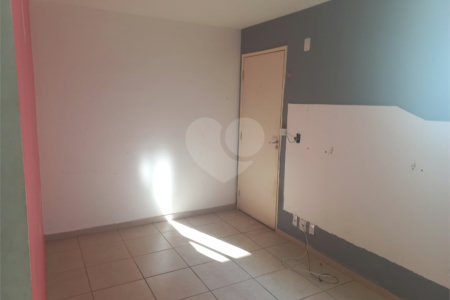 Apartamento no Condomínio Mont Royal