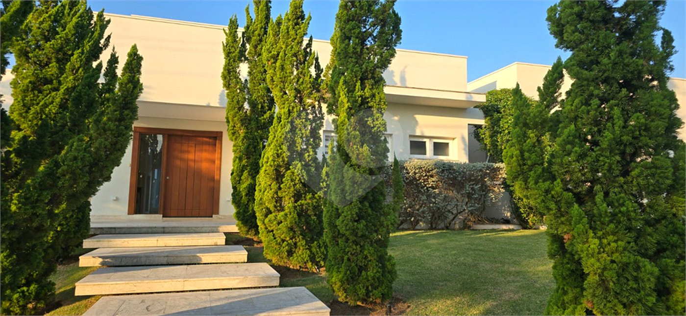 Casa à venda com 7 quartos, sendo 5 suítes, em Residencial Jardim Primavera, Louveira, SP