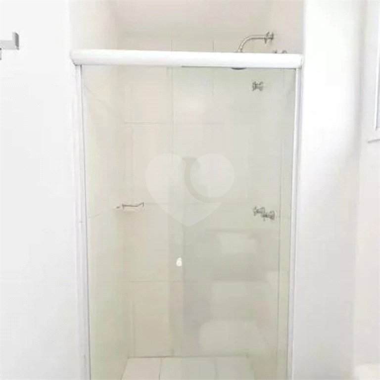 Apartamento no Ipiranga de 94m2 com 2 dorms, 1 suíte, 3 banheiros, 2 vagas. Estuda permuta.