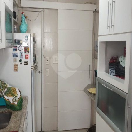 Apartamento com 67m², 3 quartos, garagem, à venda no Jardim Marajoara.