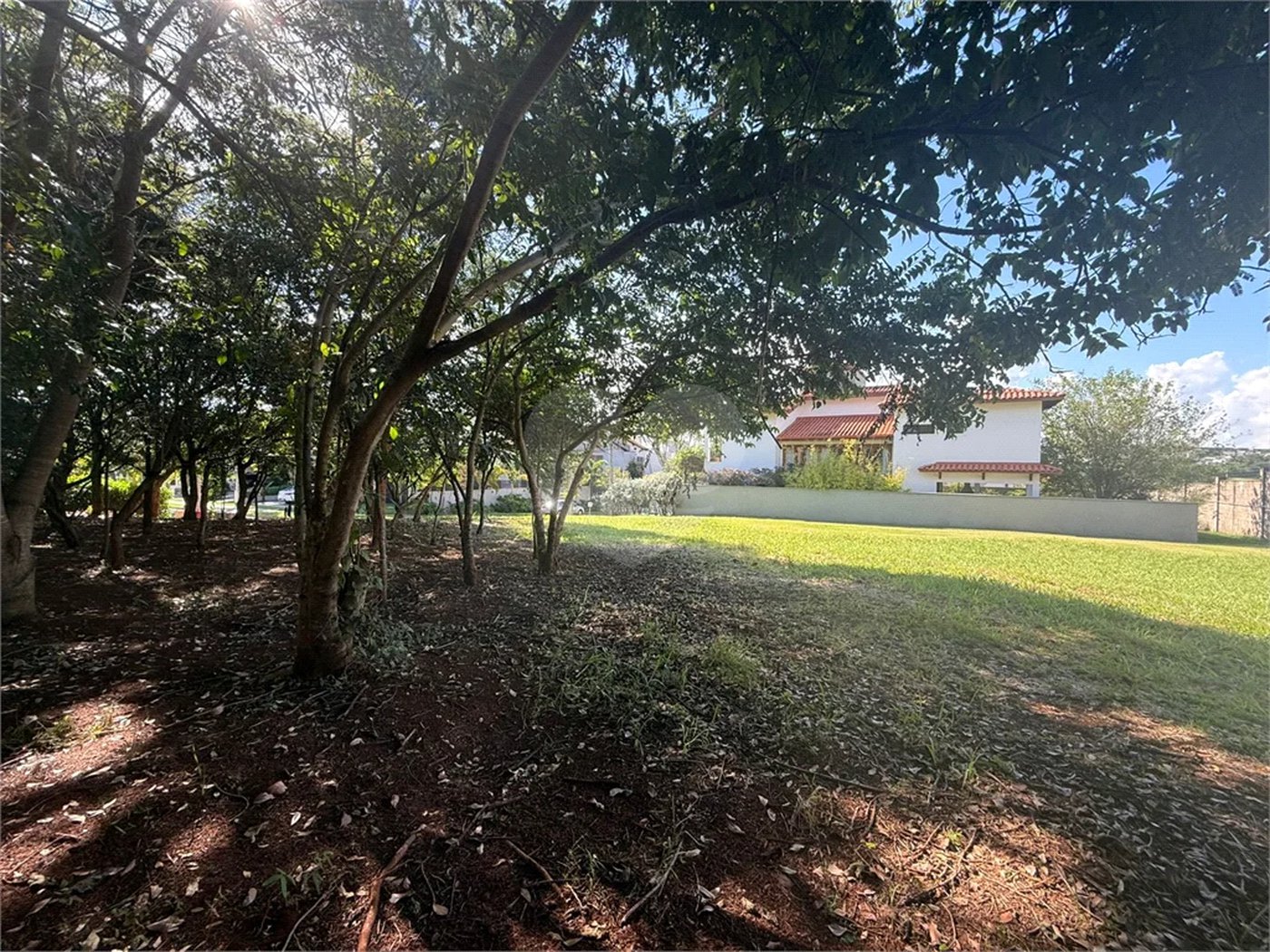 Terreno a venda no condomínio Villa DAquila, Santa Rosa, Piracicaba.