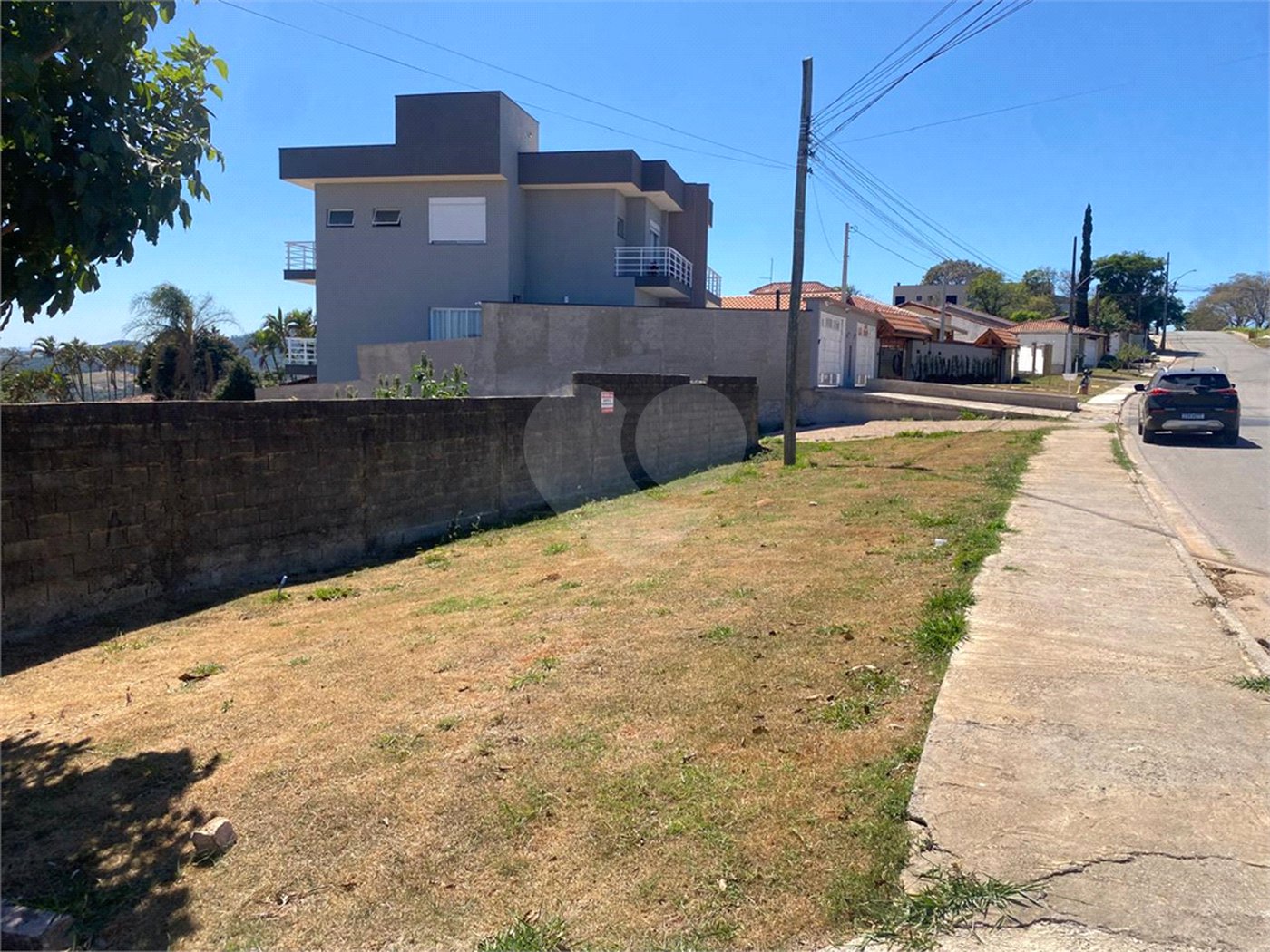 Terreno 573,50m² - Jardim dos Pinheiros - Atibaia