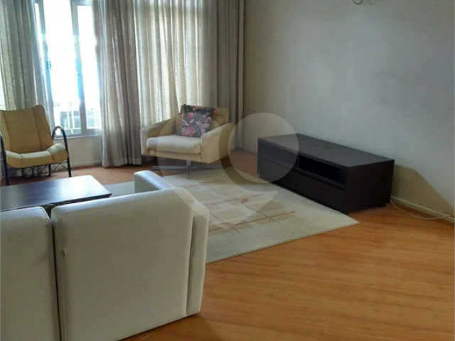Casa à venda com 3 quartos, sendo 1 suíte,  em Vila Madalena, São Paulo, SP