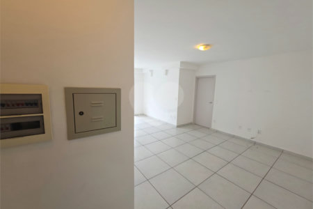 Apartamento 3 quartos i suíte e varanda Residencial Beatrice SPE