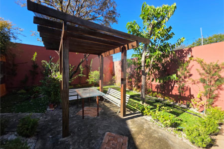 Casa à venda com 3 quartos, sendo 1 suíte,  em Jardim Nova Santa Paula, São Carlos, SP