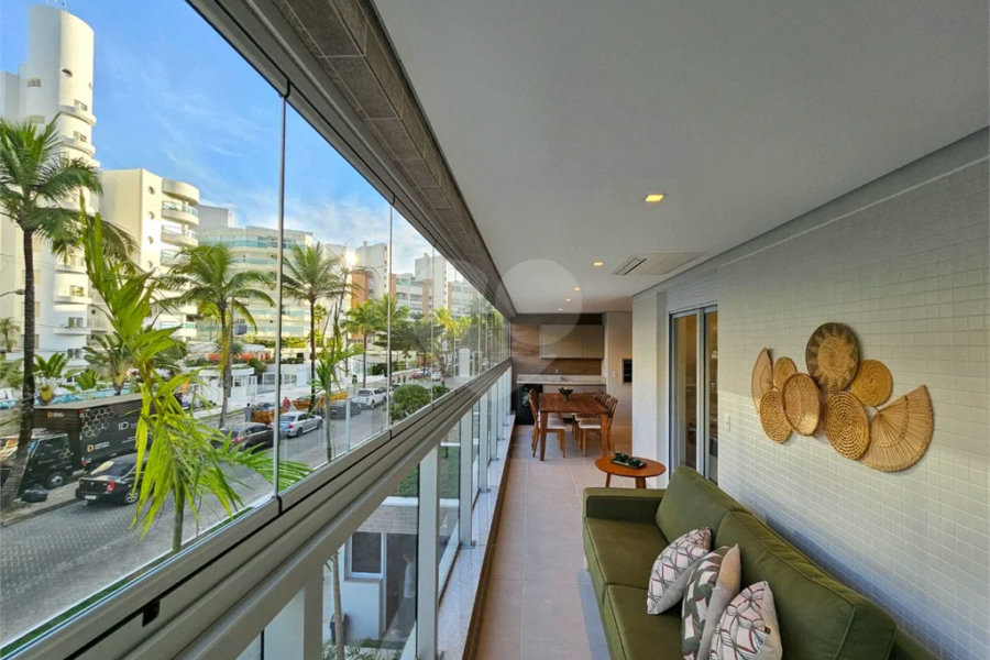 Apartamento à venda com 3 suítes em Riviera de São Lourenço, Bertioga, SP