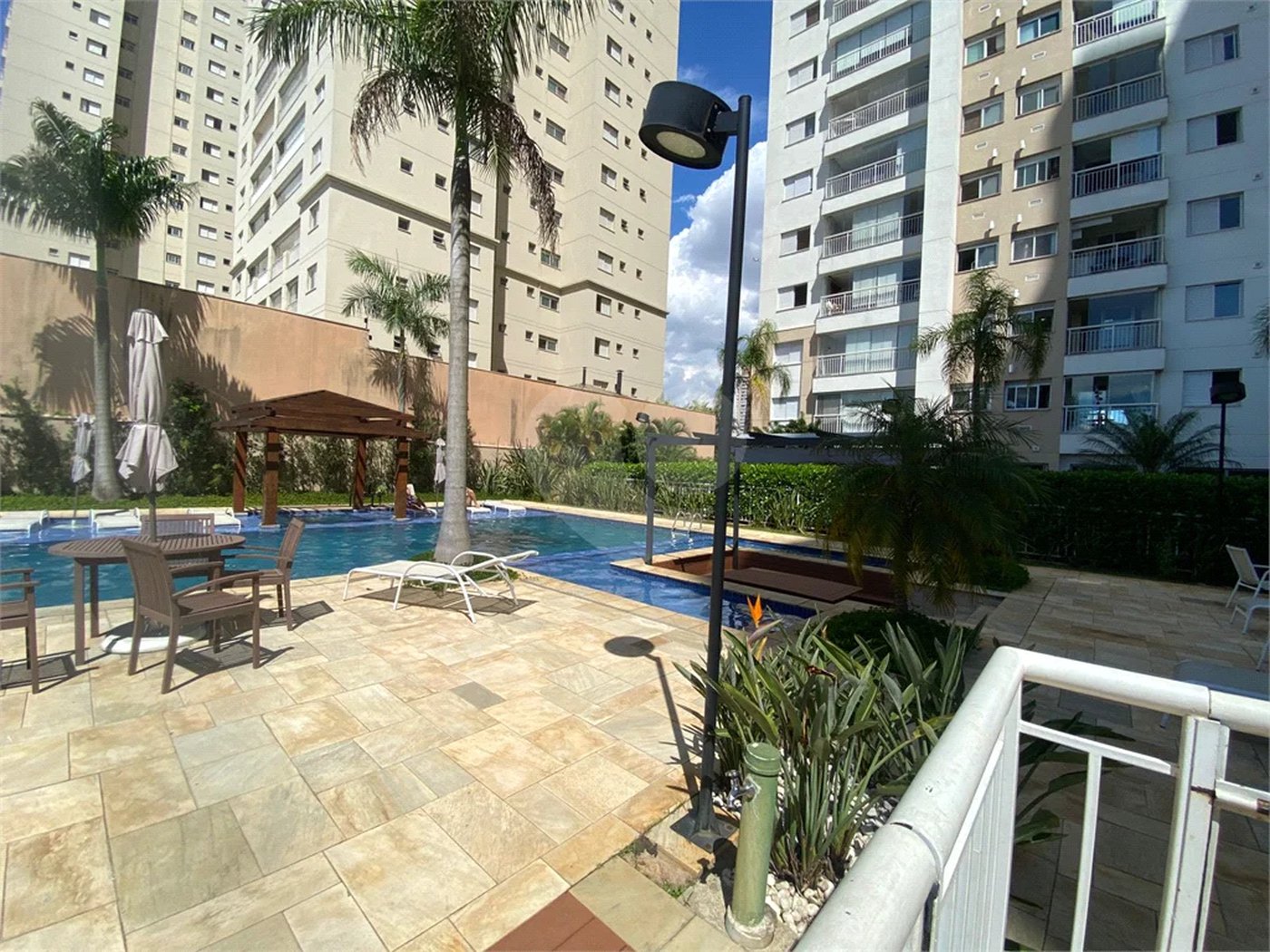 APARTAMENTO A VENDA NA VILA LEOPOLDINA COM 03 DORM 1 SUITE E 2 VAGAS DE GARAGEM