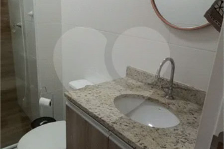 APARTAMENTO A VENDA 2 DORM SENDO 1 SUITE - VAGA DE GARAGEM COBERTA