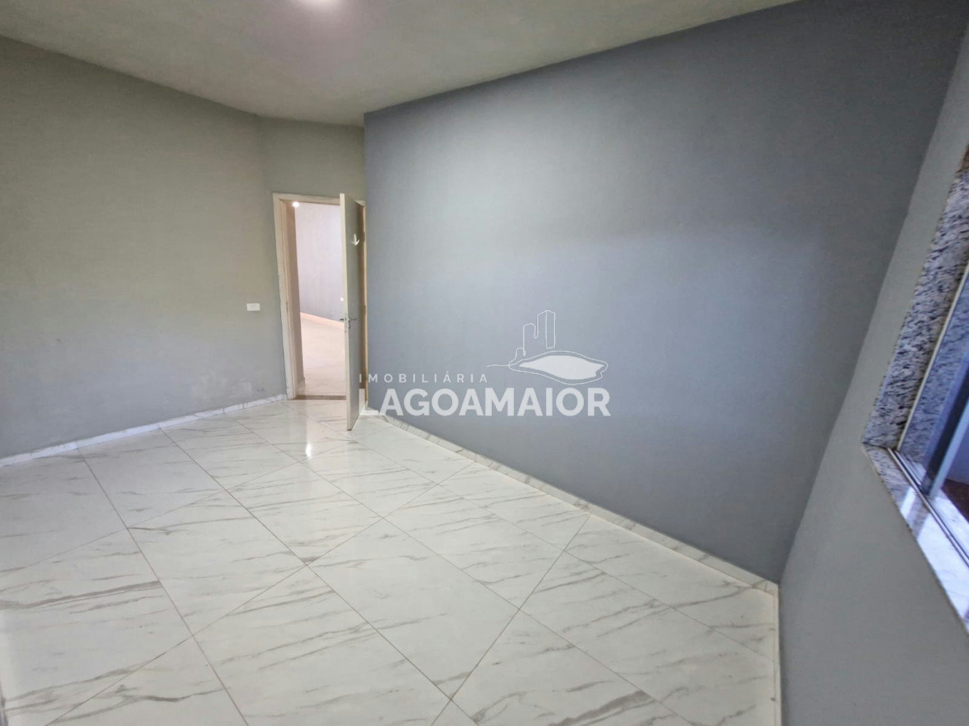 Casa à venda com 2 quartos em Parque Das Mangueiras, Três Lagoas - MS