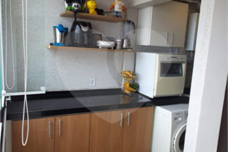 Apartamento à venda com 3 quartos, sendo 1 suíte, em Brás, São Paulo, SP