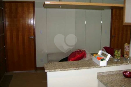 Apartamento no Condomínio Michelangelo