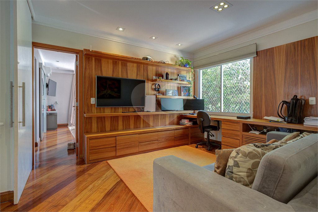 Casa à venda com 3 suítes no condomínio Villa Splendore, São Paulo - SP