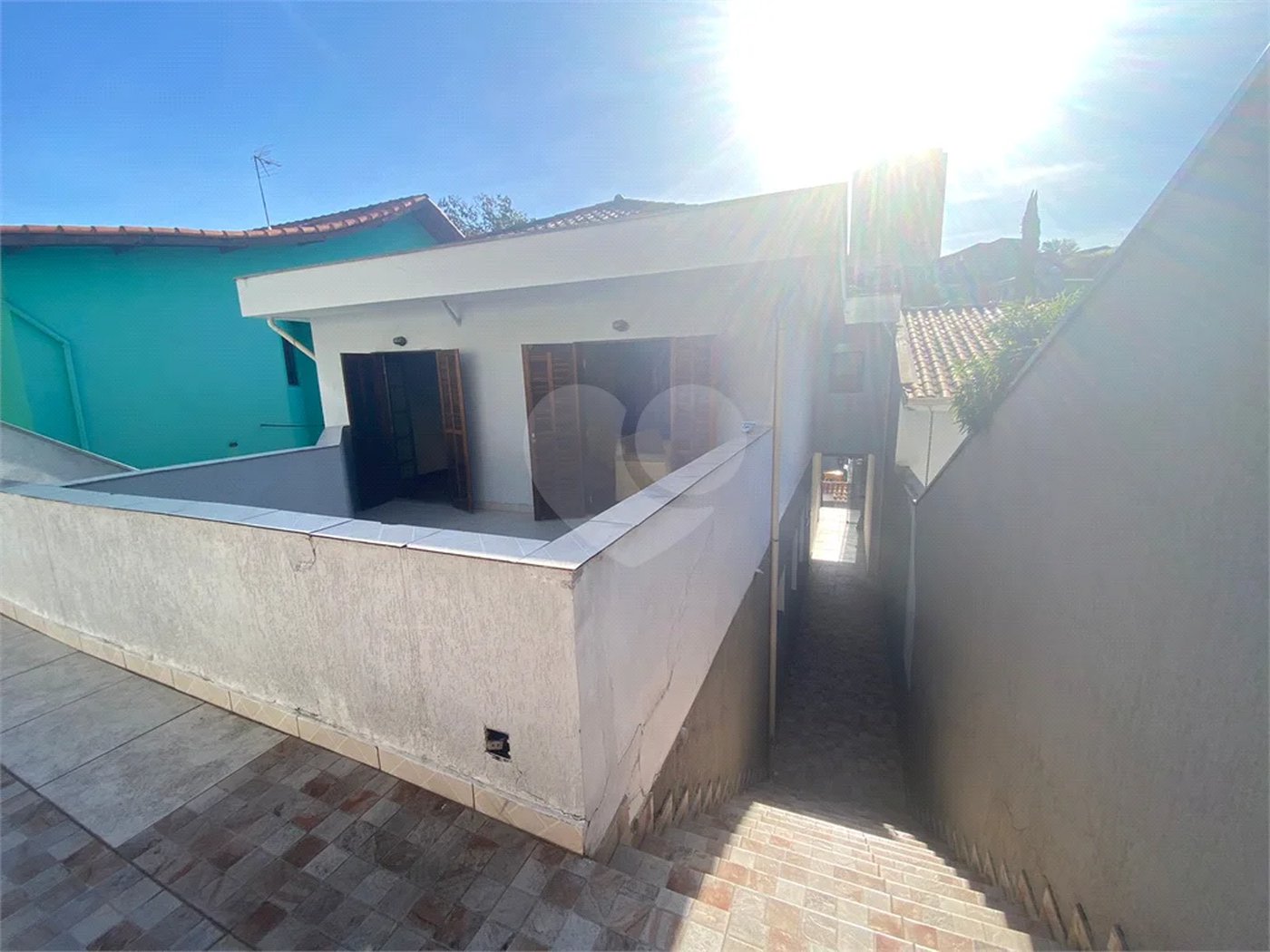 Sobrado com 3 quartos 1 suíte e 6 vagas de garagem no Jardim Guapira