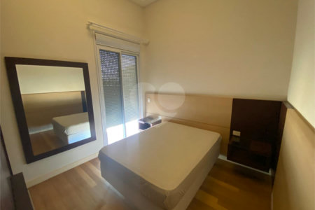 Casa á venda condomínio Damha I