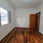 Casa à venda com 3 dormitórios, sendo 1 suite e ampla área de lazer no Jardim Brasil