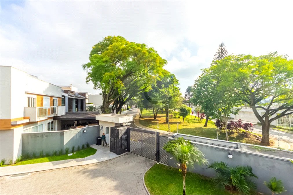 Casa em Condomínio 3 suítes 2 vagas a venda | Jardim Prudência - São Paulo