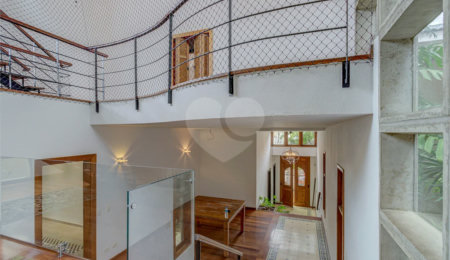 Casa de Vila à venda ou para alugar com 3 suítes em Jardim dos Estados, São Paulo, SP
