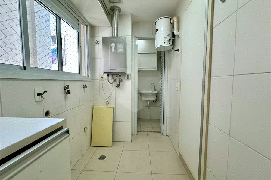 Apartamento para Locação na Vila Olímpia | 126 m² | 3 Suítes | 3 Vagas