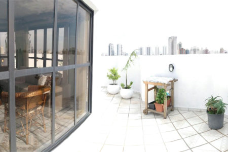 Cobertura Duplex com 156m2 no Ipiranga com 3 dormitórios sendo 1 suíte, espaço gourmet, 3 vagas