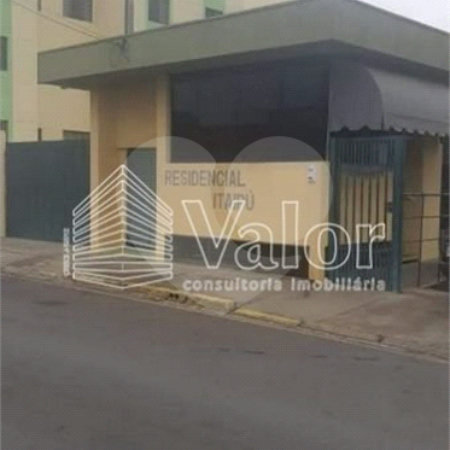 Apartamento no Condomínio Itaipu