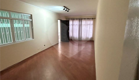 Sobrado à venda com 4 quartos em Vila Moraes, São Paulo, SP