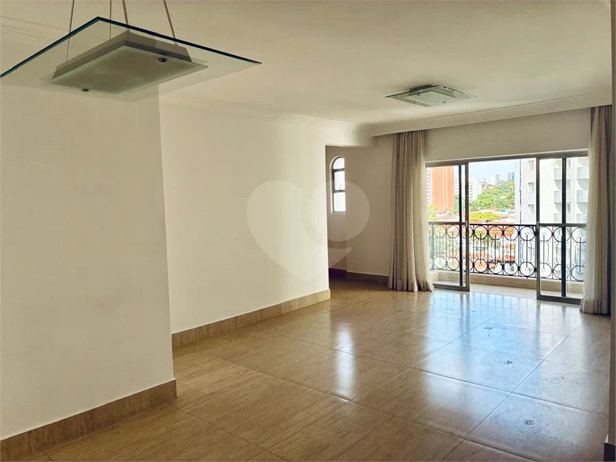 Apartamento de 130m2 à venda com 3 dormitórios e 2 vagas no Campo Belo