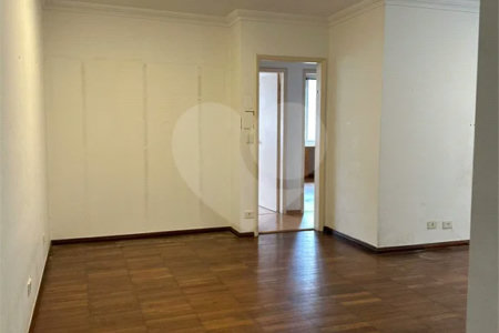 Amplo e Clássico: Apartamento de 90 m² em Higienópolis!