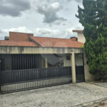 Casa a venda com piscina