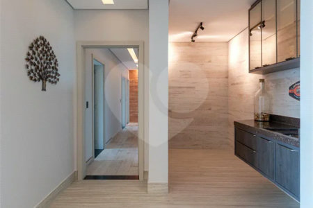 Casa à venda com 4 suítes no condomínio Vale da Santa Fé, Vinhedo - SP