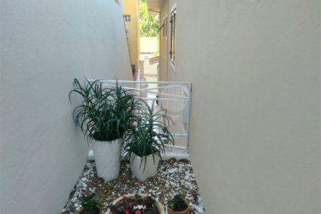 Sobrado espaçoso e bem localizado