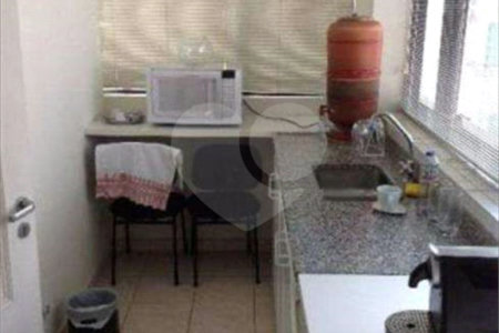 Sala Comercial na Liberdade