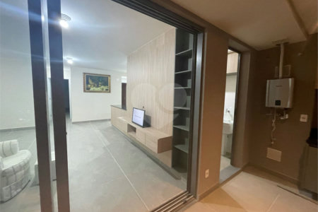 Apartamento à venda com 2 suítes em Vila Mariana, São Paulo, SP