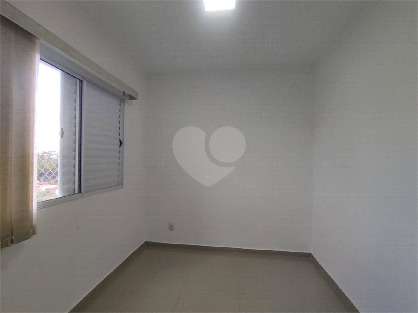 Apartamento á venda no Jardim Alvorada.