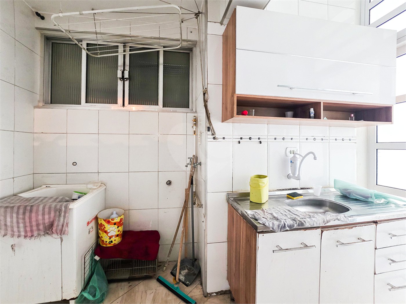 Apartamento - Bela Vista - 2 Quartos / Dormitórios - Venda / Compra