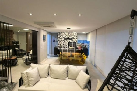 Apartamento com 120m², 3 dormitórios, sendo 3 suítes, 2 vagas de garagem, à venda no Tatuapé.
