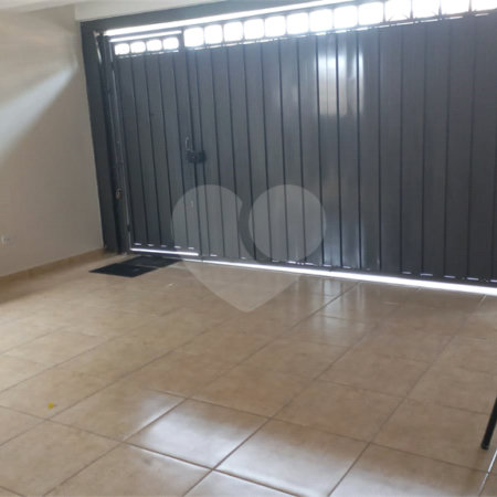 Sobrado à venda com 3 quartos em Jardim Bicão, São Carlos, SP