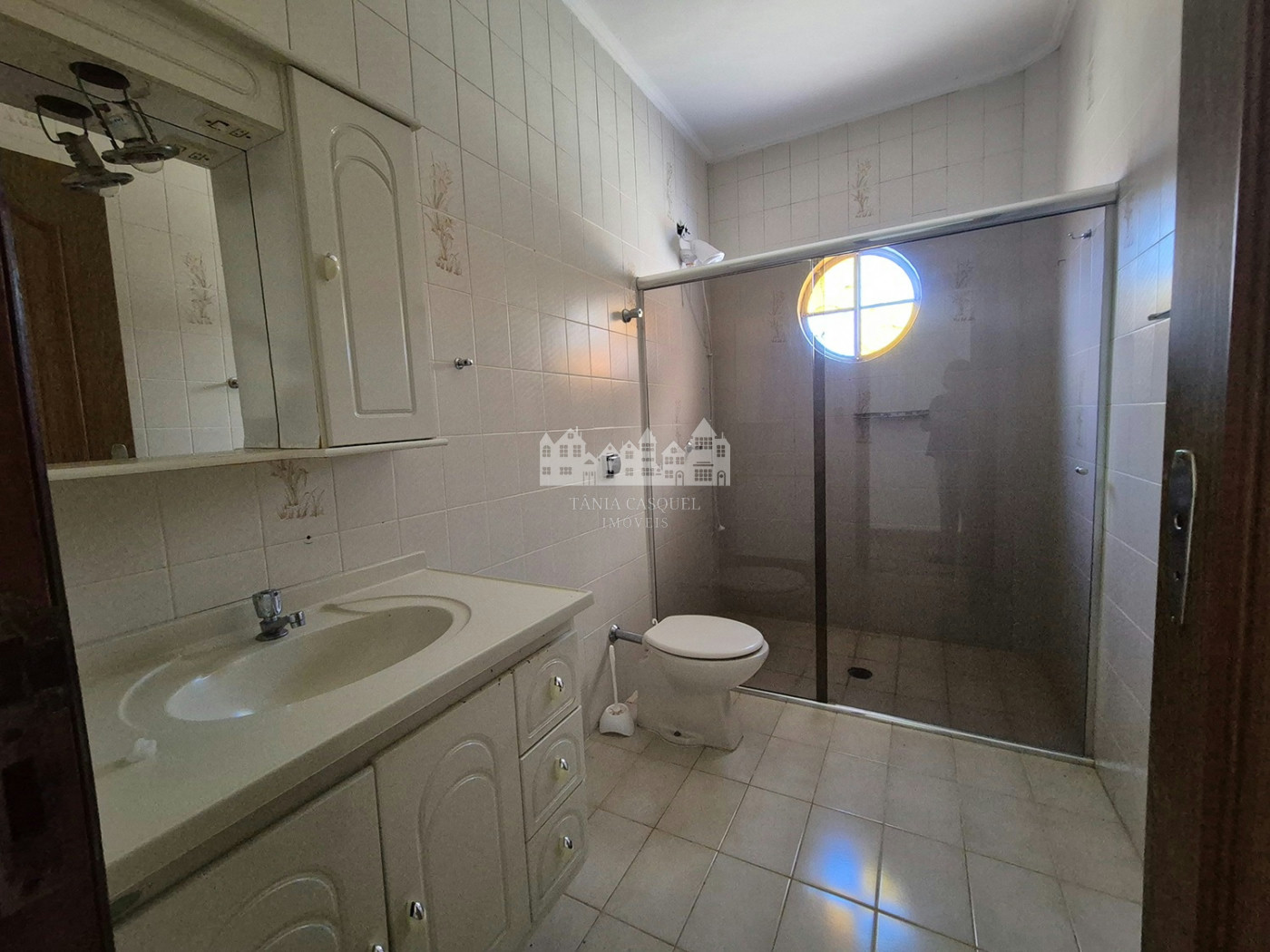 Casa Térrea à venda com 4 quartos, sendo 2 suítes, em Loteamento Loanda, Atibaia, SP