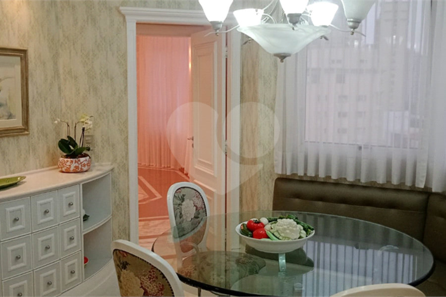 Duplex à venda com 7 quartos, sendo 5 suítes, em Anália Franco, São Paulo, SP