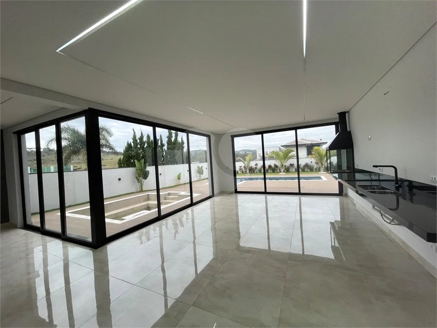 Casa Alto Padrão | 4 suites | Condominio Clube | Atibaia
