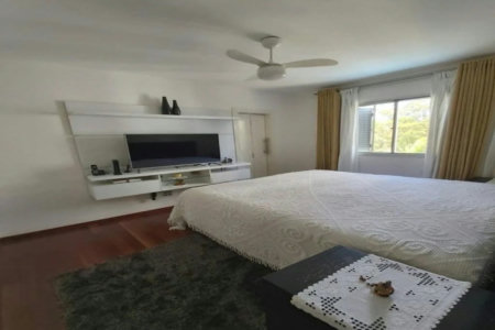 Apartamento à venda com 3 quartos, sendo 1 suíte, em Vila Andrade, São Paulo - SP